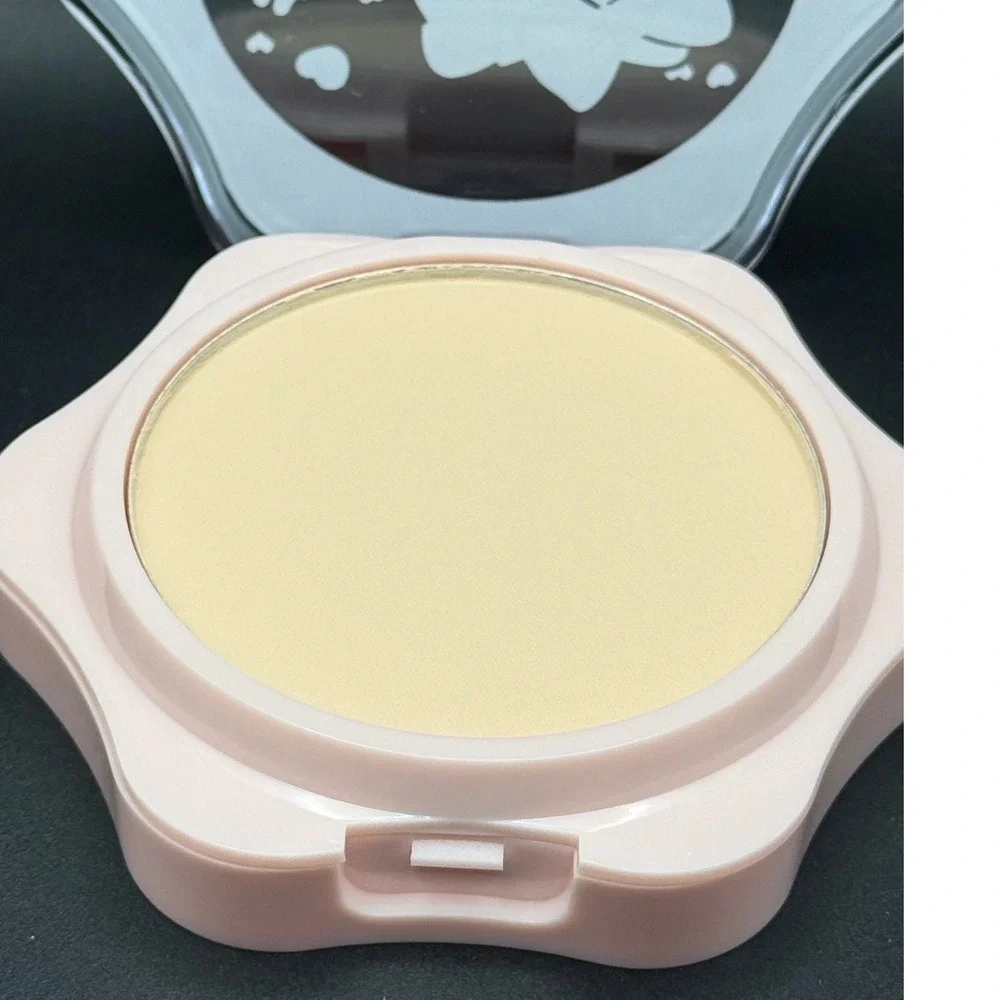 Natural Press Face Powder QFB-001 Pink Compact 10g NEW